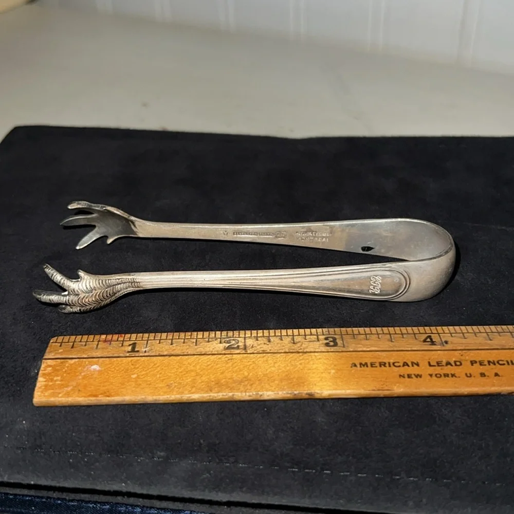Antique Elkington A.T. Wiley Montreal Silver plate pickle tongs claw Victorian
